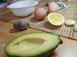 Паста из авокадо для бутербродов - шаг 2