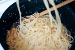 Паста с морепродуктами сырно сливочная - шаг 8 Паста с морепродуктами сырно сливочная - шаг 8