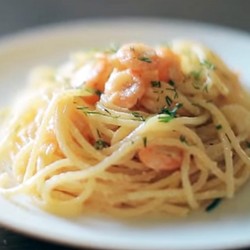 Паста с морепродуктами сырно сливочная