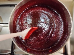 Пастила из черной смородины в домашних условиях - шаг 7 Пастила из черной смородины в домашних условиях - шаг 7