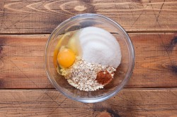 Печенье из творога и овсяных хлопьев - шаг 2 Печенье из творога и овсяных хлопьев - шаг 2