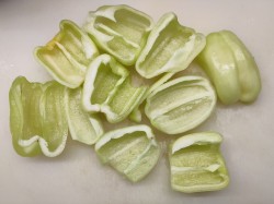 Перец болгарский замороженный на зиму - шаг 2 Перец болгарский замороженный на зиму - шаг 2