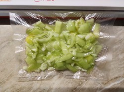 Перец болгарский замороженный на зиму - шаг 5 Перец болгарский замороженный на зиму - шаг 5