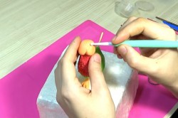 Петух из мастики для торта - шаг 6 Петух из мастики для торта - шаг 6