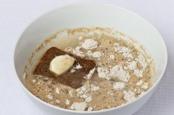 Польский суп журек в хлебе - шаг 2 Польский суп журек в хлебе - шаг 2