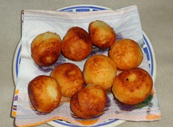 Пончики творожные за 10 минут - шаг 9