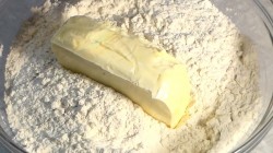 Булочки с тыквой и яблоком на завтрак - шаг 3 Булочки с тыквой и яблоком на завтрак - шаг 3