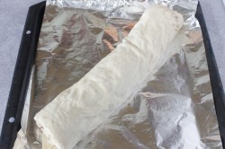 Рулет из лаваша с фаршем запеченный в духовке - шаг 5