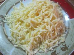 Рулет из лаваша с сыром и зеленым луком - шаг 1