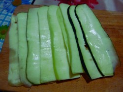 Закуска из кабачков Тещин язык - шаг 1 Закуска из кабачков Тещин язык - шаг 1