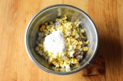 Рыбный салат с сайрой, яйцом и рисом - шаг 6