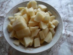 Рыбный суп уха из леща - шаг 2 Рыбный суп уха из леща - шаг 2