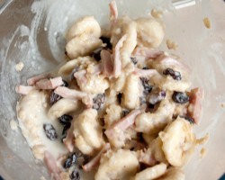 Салат банановый с ветчиной - шаг 11