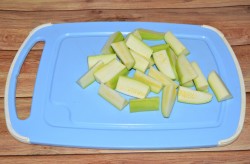 Салат из кабачков с огурцами на зиму - шаг 3 Салат из кабачков с огурцами на зиму - шаг 3