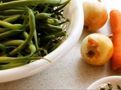 Салат из спаржевой фасоли на зиму - шаг 1 Салат из спаржевой фасоли на зиму - шаг 1