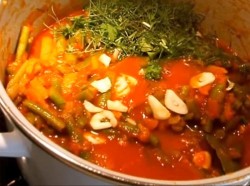 Салат из спаржевой фасоли на зиму - шаг 10 Салат из спаржевой фасоли на зиму - шаг 10