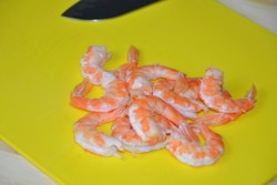 Салат с брокколи и креветками - шаг 4