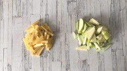 Салат с копченой индейкой и фруктами - шаг 5