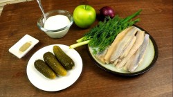 Салат сельдь традиционный немецкий - шаг 1 Салат сельдь традиционный немецкий - шаг 1