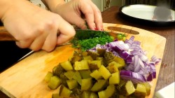 Салат сельдь традиционный немецкий - шаг 5 Салат сельдь традиционный немецкий - шаг 5