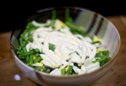 Салат яйца зеленая фасоль майонез - шаг 6