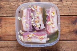 Сало в рассоле с чесноком - шаг 5 Сало в рассоле с чесноком - шаг 5