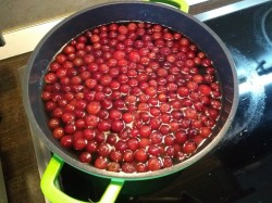 Сбитень клюквенный - шаг 3 Сбитень клюквенный - шаг 3