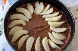 Шоколадный торт с грушами - шаг 4 Шоколадный торт с грушами - шаг 4