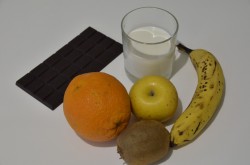 Шоколадное фондю в домашних условиях - шаг 1