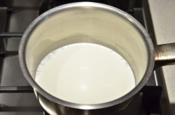 Шоколадное фондю в домашних условиях - шаг 3