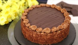 Шоколадный торт с миндальной мукой Прага - шаг 20