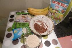 Бананы в рисовой бумаге с творогом - шаг 1