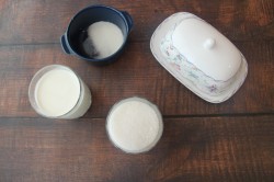 Сливочная глазурь - шаг 1 Сливочная глазурь - шаг 1