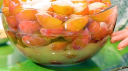 Варенье из желтой сливы с веточкой черемух и лимоном - шаг 1 Варенье из желтой сливы с веточкой черемух и лимоном - шаг 1