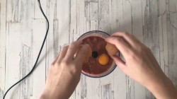 Суфле из печени в духовке - шаг 6 Суфле из печени в духовке - шаг 6