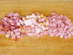 Суп с копченостями в мультиварке - шаг 2 Суп с копченостями в мультиварке - шаг 2