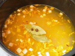 Суп с копченостями в мультиварке - шаг 7 Суп с копченостями в мультиварке - шаг 7