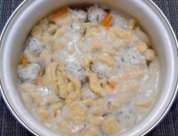 Суп с куриными фрикадельками и клецками - шаг 13 Суп с куриными фрикадельками и клецками - шаг 13