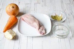 Свиной язык в мультиварке - шаг 1