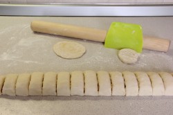 Сырные лепешки на кефире на сковороде - шаг 9