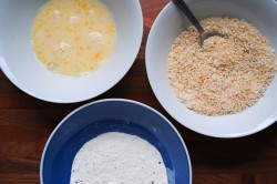 Сырные палочки жареные в панировке - шаг 2