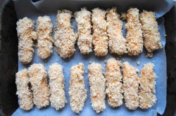 Сырные палочки жареные в панировке - шаг 3