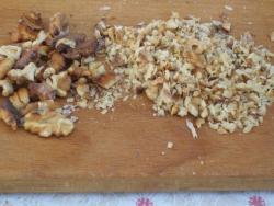 Холодный болгарский суп Таратор - шаг 3 Холодный болгарский суп Таратор - шаг 3