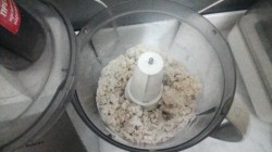 Простое тесто для пиццы в тестомешалке - шаг 4