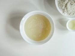 Тесто для пирожков без молока и яиц на воде - шаг 2 Тесто для пирожков без молока и яиц на воде - шаг 2