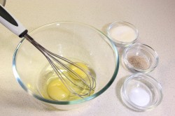 Тесто для ватрушек на сухих дрожжах - шаг 4