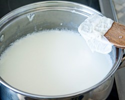 Топленое молоко на плитке - шаг 3 Топленое молоко на плитке - шаг 3