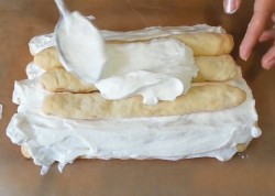 Торт Дрова под снегом без яиц - шаг 16