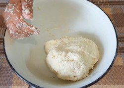 Торт Дрова под снегом без яиц - шаг 2