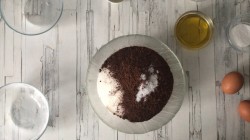 Шоколадный торт на Раз Два Три - шаг 2